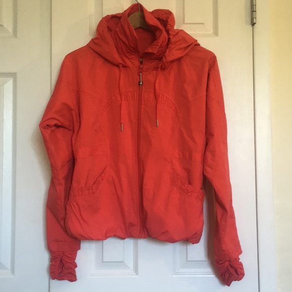 Lululemon jacket - Picture 1 of 8
